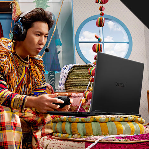HP Omen 17.3" Traditional Laptop AMD Ryzen AI 9 16GB RAM NVIDIA GeForce RTX 5060 512GB SSD Storage Windows 11 Home 144Hz - Black